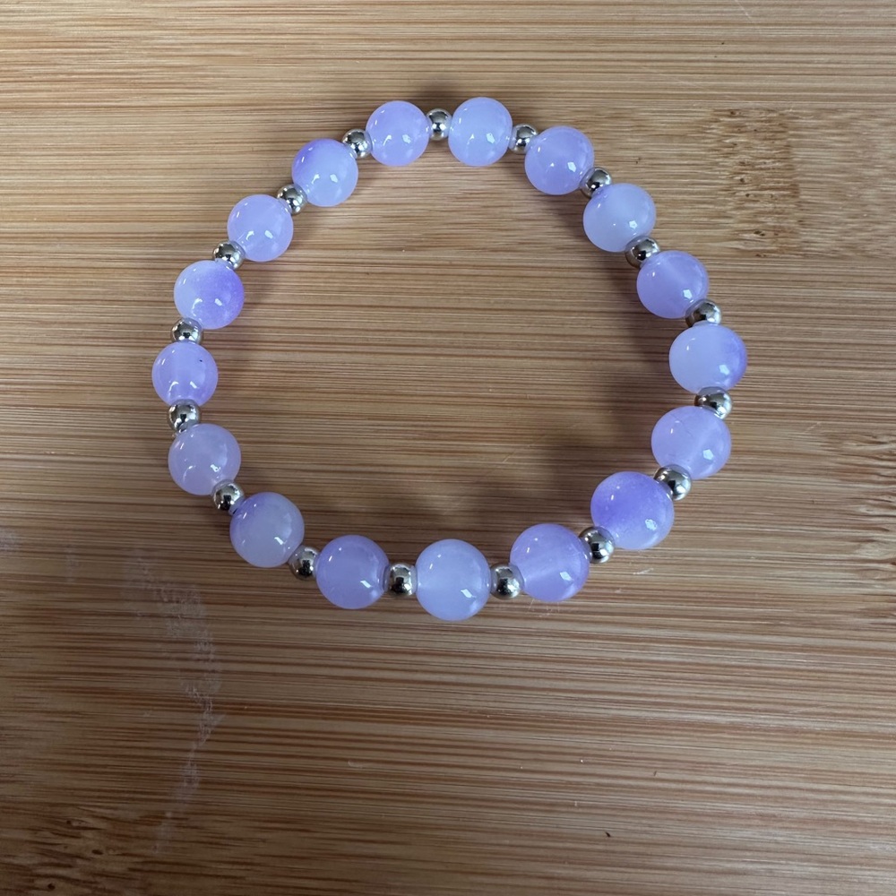 Handmade Purple Glass Stretch Bracelet with Silvertone Spacer Beads 7…